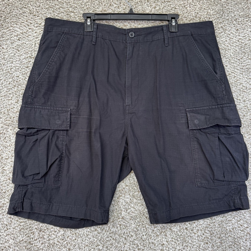 Levi's Cargo Shorts Men's Size 40 Black Rip Stop Red Tab Pockets 100% Cotton